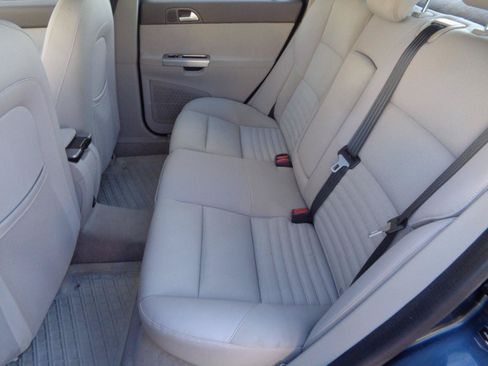 Used 2009 Volvo S40 2.4i FWD image 26