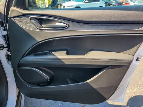 Used 2022 Alfa Romeo Stelvio Sprint image 21