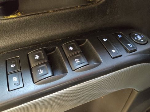 Used 2016 Chevrolet Silverado 1500 LT w/ Midnight Edition image 27