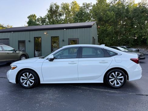 Used 2025 Honda Civic LX image 3