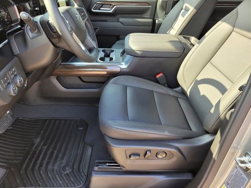 New 2026 Chevrolet Silverado 2500 LT w/ Trail Boss Package image 14