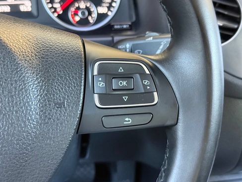 Used 2017 Volkswagen Tiguan Limited w/ Premium Package FWD image 32