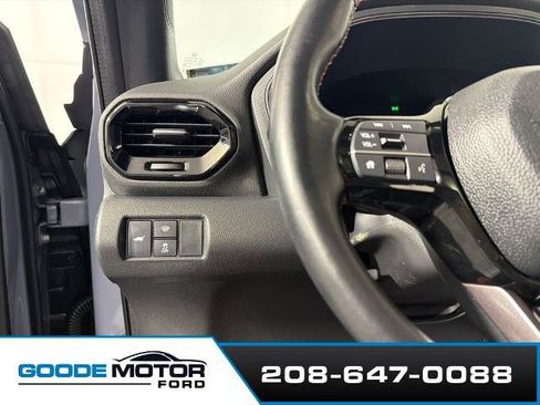 Used 2024 Honda Pilot TrailSport image 13