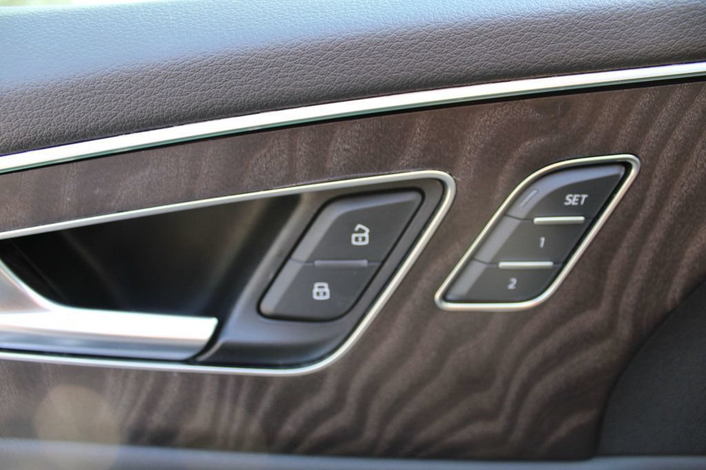 Used 2021 Audi Q8 Premium Plus AWD/4WD image 29