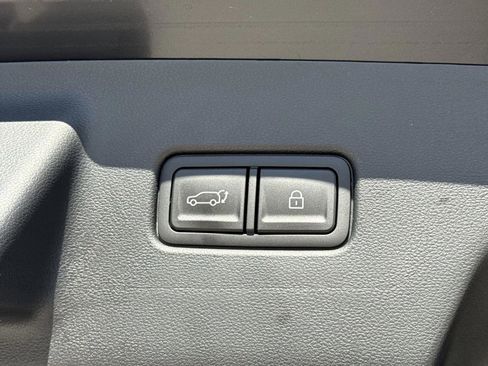 Used 2026 Hyundai Palisade Calligraphy FWD image 9