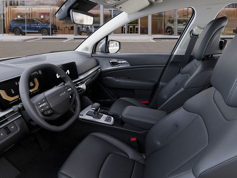 New 2026 Kia Sportage EX FWD image 17