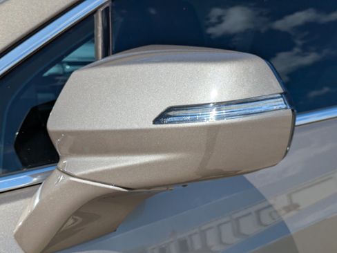 Used 2023 Cadillac XT5 Luxury FWD image 32