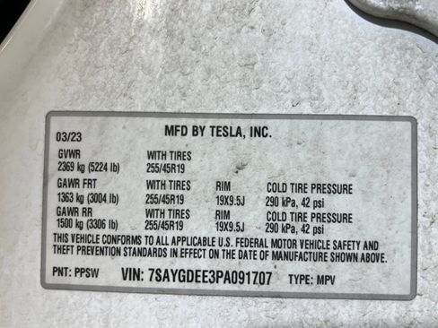 Used 2023 Tesla Model Y Long Range image 18