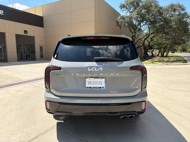 Used 2024 Kia Telluride SX Prestige X-Pro AWD/4WD image 3