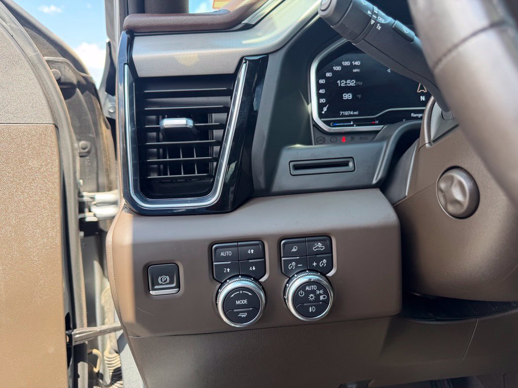 Used 2023 GMC Sierra 1500 Denali w/ Denali Carbonpro Edition AWD/4WD image 28