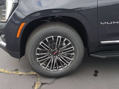 New 2026 GMC Yukon Elevation AWD/4WD image 10