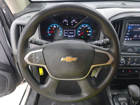 Used 2022 Chevrolet Colorado W/T w/ WT Convenience Package RWD image 8