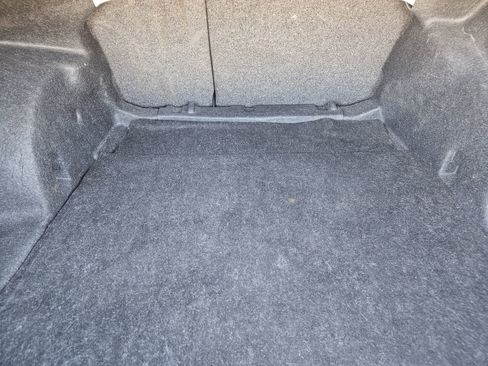 Used 2020 Chevrolet Malibu LS image 32