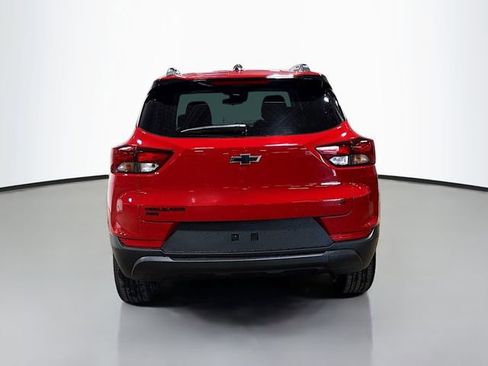 New 2026 Chevrolet TrailBlazer LT w/ Midnight Edition AWD/4WD image 9
