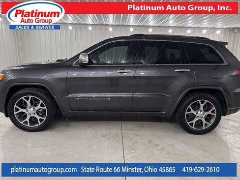 Used 2019 Jeep Grand Cherokee Overland image 2