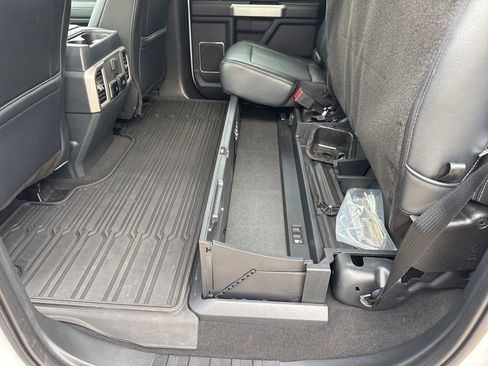 Used 2022 Ford F350 Lariat w/ Lariat Value Package image 12