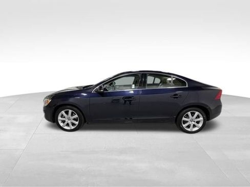Used 2016 Volvo S60 T5 Premier w/ Convenience Package FWD image 3