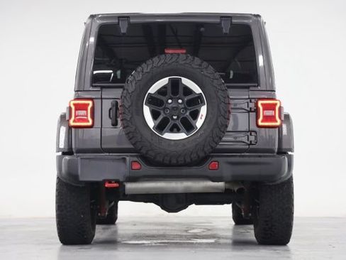 Used 2022 Jeep Wrangler Unlimited Rubicon w/ Steel Bumper Group AWD/4WD image 12