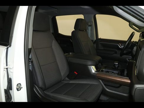 Used 2025 Chevrolet Silverado 1500 RST w/ Z71 Off-Road Package image 17