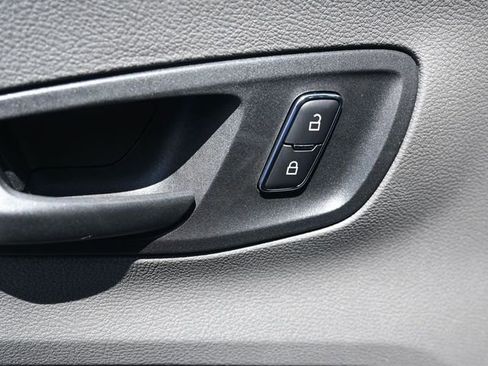 New 2025 Ford Transit 250 148 Medium Roof image 12