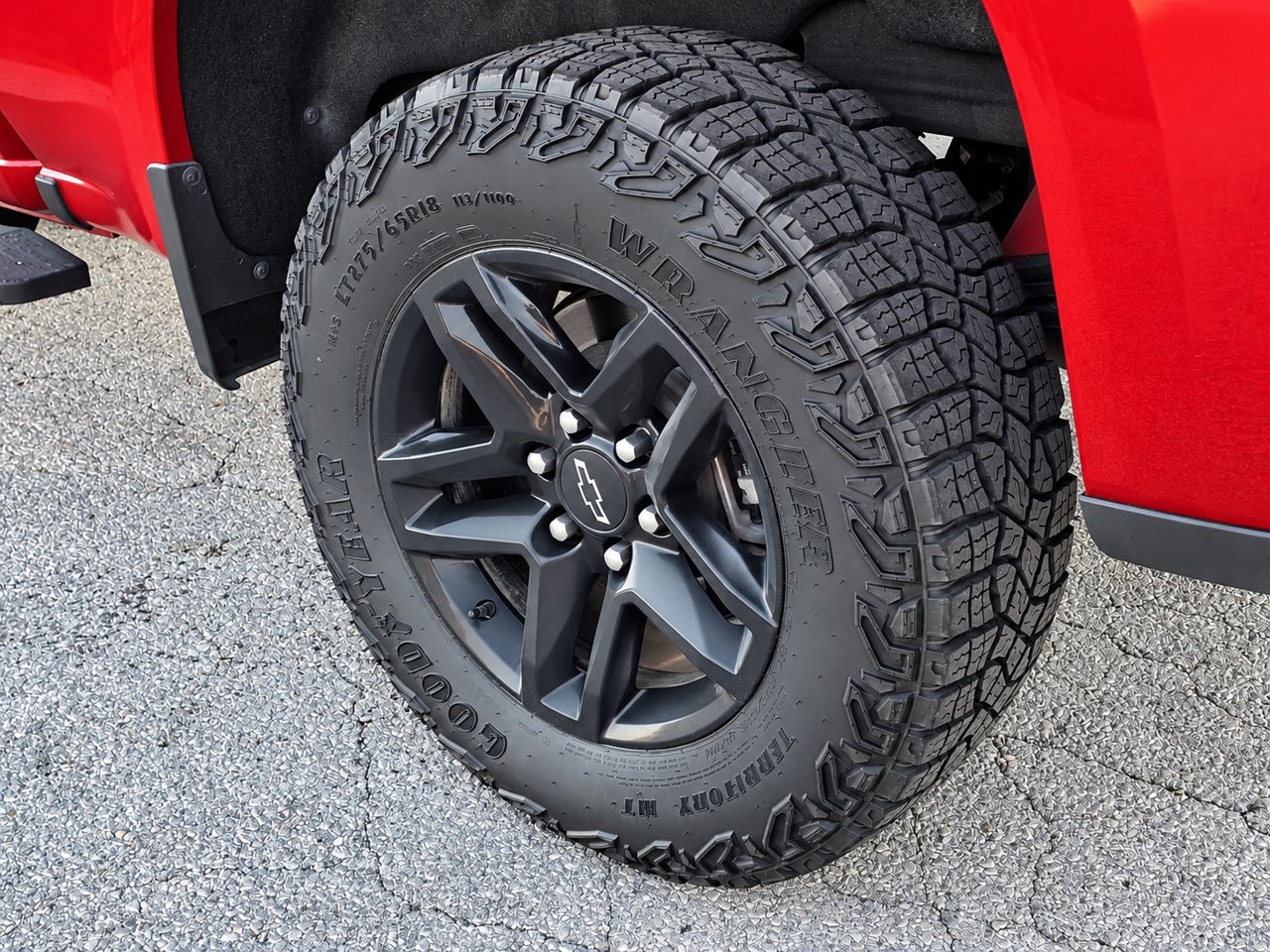 Certified 2024 Chevrolet Silverado 1500 LT Trail Boss w/ Convenience Package II AWD/4WD image 15
