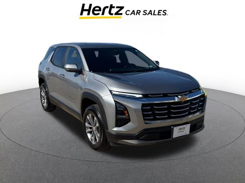 Used 2025 Chevrolet Equinox LT image 1