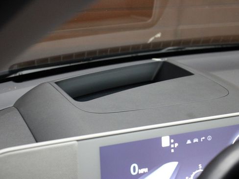 Used 2024 Hyundai Ioniq 5 Limited image 11