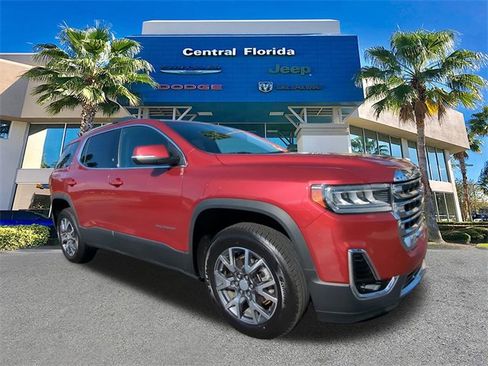 Used 2023 GMC Acadia SLT image 2