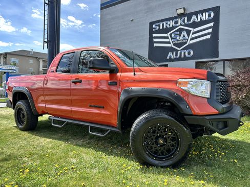 Used 2017 Toyota Tundra SR5 w/ TRD Off Road Package image 1