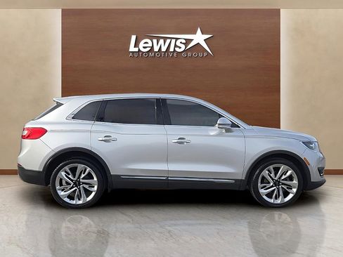 Used 2018 Lincoln MKX Reserve w/ Lincoln MKX Climate Package image 5