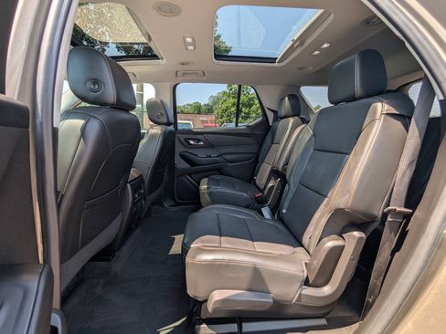 Used 2020 Chevrolet Traverse Premier AWD/4WD image 13