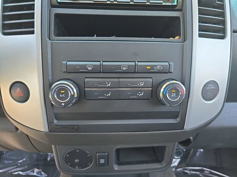 Used 2010 Nissan Frontier PRO-4X RWD image 23