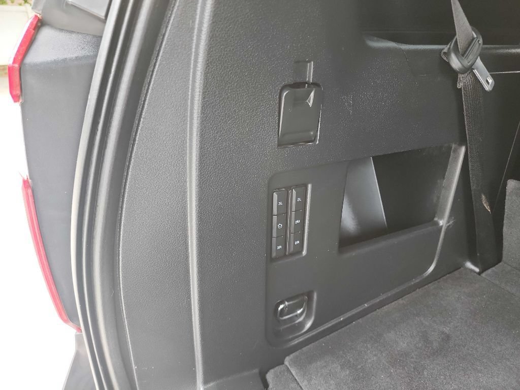 Used 2019 Ford Expedition XLT w/ Equipment Group 202A RWD image 34