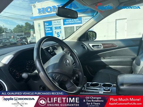 Used 2014 Nissan Pathfinder Platinum w/ Platinum Premium Package AWD/4WD image 6