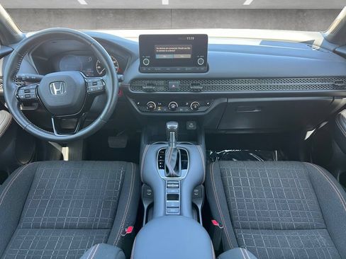 Used 2024 Honda HR-V Sport image 3