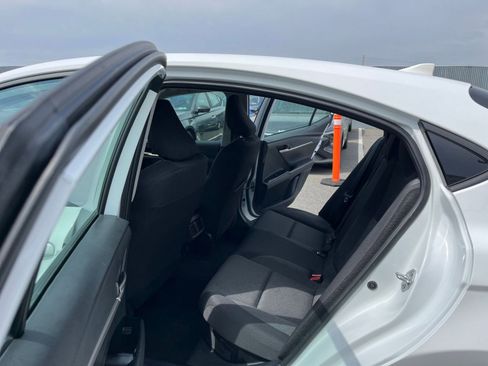 Used 2025 Toyota Camry LE FWD image 24