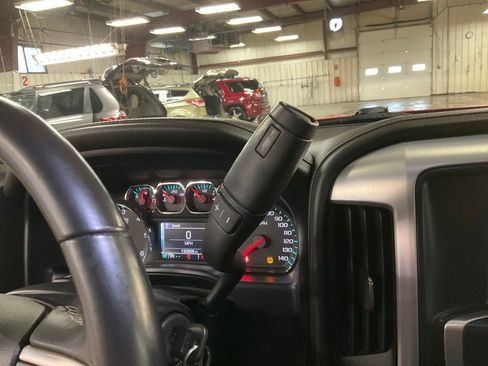 Used 2017 GMC Sierra 1500 SLE w/ SLE Value Package image 21