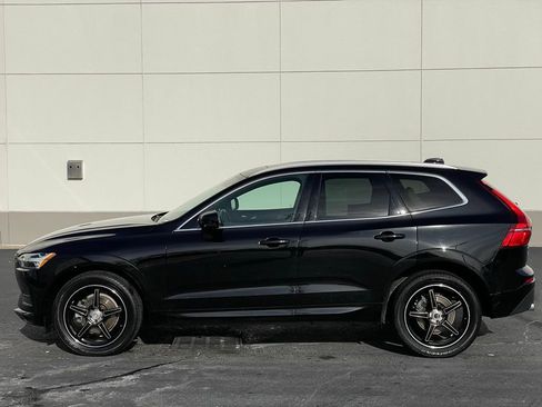 Used 2020 Volvo XC60 T5 Momentum w/ Protection Package Premier image 2