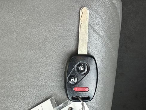Used 2011 Honda CR-V EX-L image 14