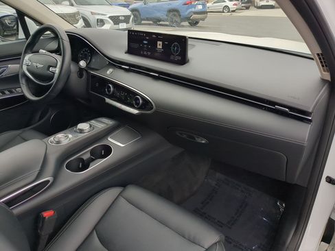 Used 2025 Genesis GV70 2.5T AWD/4WD image 35