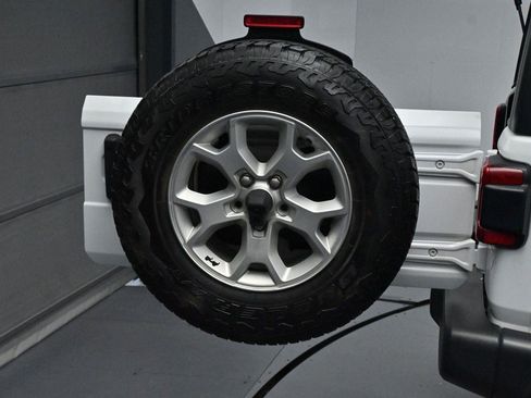 Used 2021 Jeep Wrangler Unlimited Sport AWD/4WD image 31