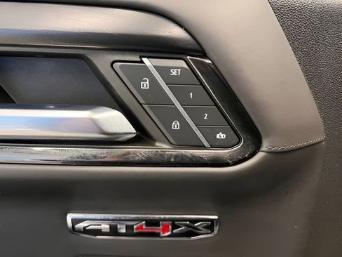Certified 2022 GMC Sierra 1500 AT4X image 18