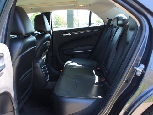 Used 2016 Chrysler 300 C AWD/4WD image 35