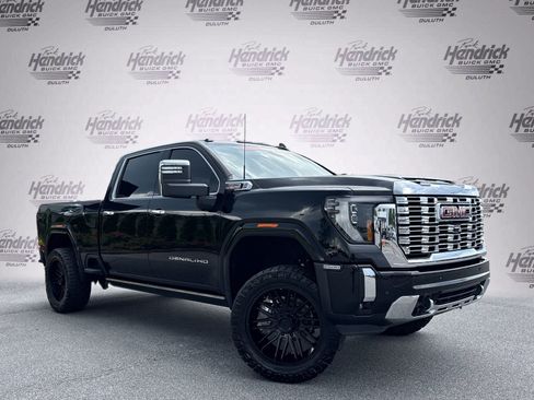 Used 2024 GMC Sierra 2500 Denali w/ Denali Reserve Package AWD/4WD image 2