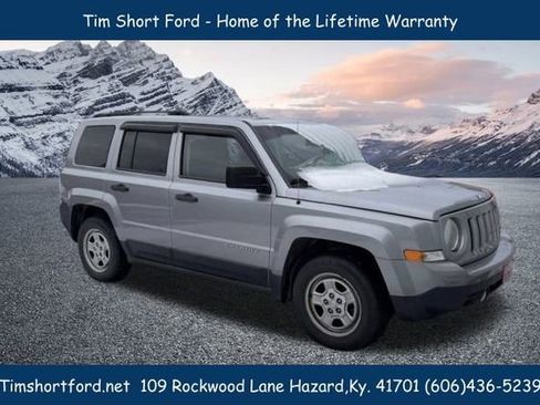 Used 2017 Jeep Patriot Sport image 1