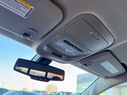 Used 2021 Chevrolet Colorado LT w/ LT Convenience Package image 25