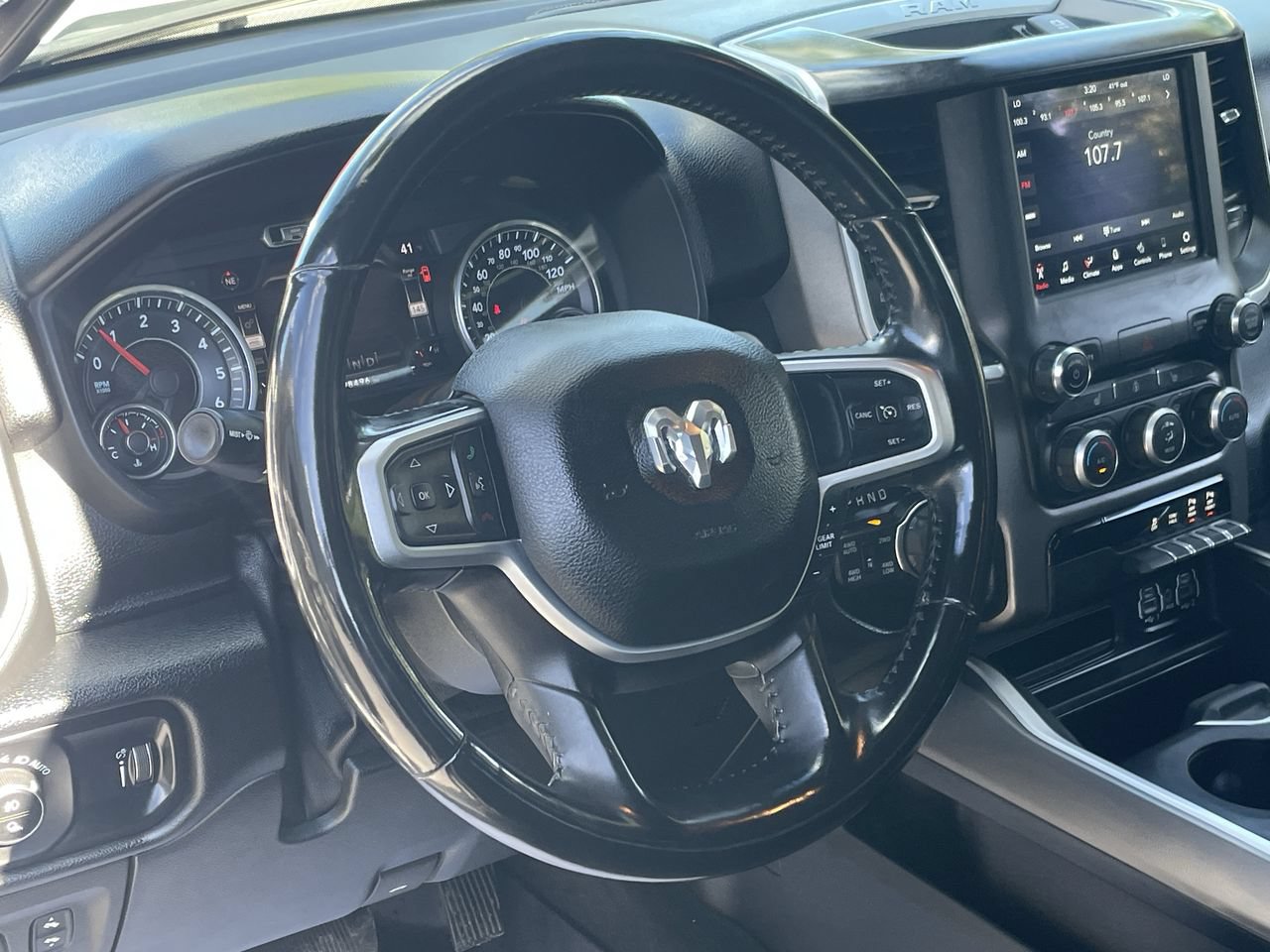 Used 2021 RAM 1500 Big Horn AWD/4WD image 30