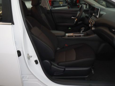 Used 2025 Nissan Sentra SV FWD image 21
