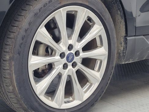 Used 2017 Ford Edge Titanium w/ Equipment Group 302A FWD image 31