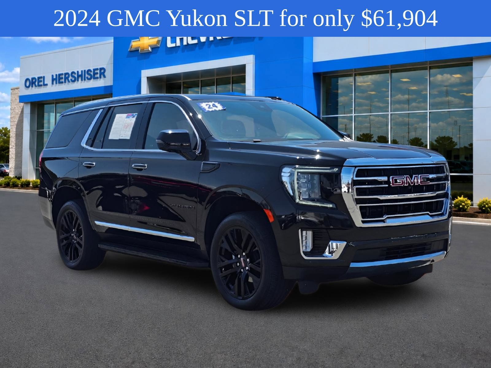 Used 2024 GMC Yukon SLT w/ SLT Premium Package AWD/4WD image 3